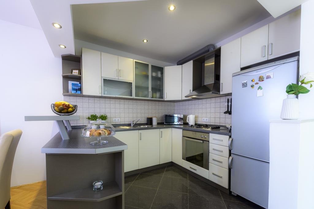 Apartment Kulisic Mlini Bagian luar foto