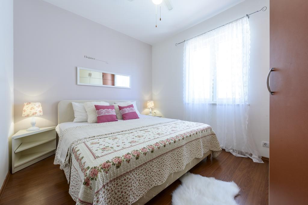 Apartment Kulisic Mlini Bagian luar foto